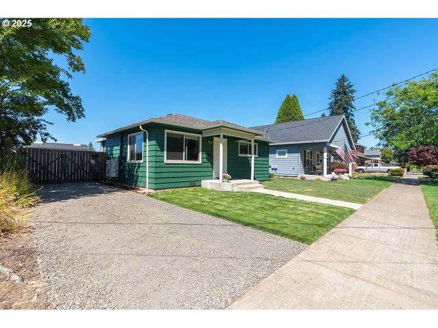 325 Ne EDISON St, Hillsboro, OR 97124