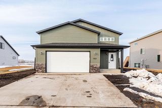 1519 Keystone Circle NE, Dilworth, MN 56529