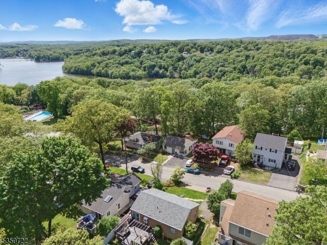 4 Erie Ave, Rockaway Twp., NJ 07866