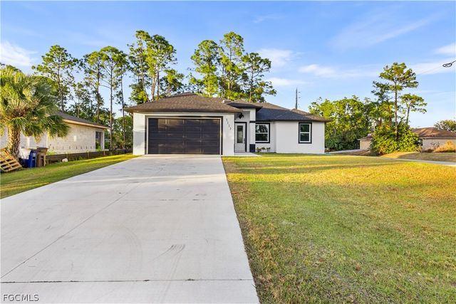 3113 Sunshine BLVD N, Lehigh Acres, FL 33971