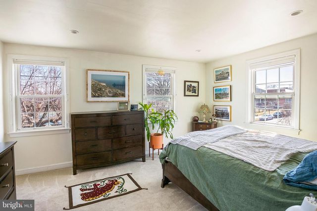 4000 10TH ST NE, Washington, DC 20017