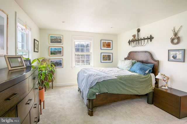 4000 10TH ST NE, Washington, DC 20017