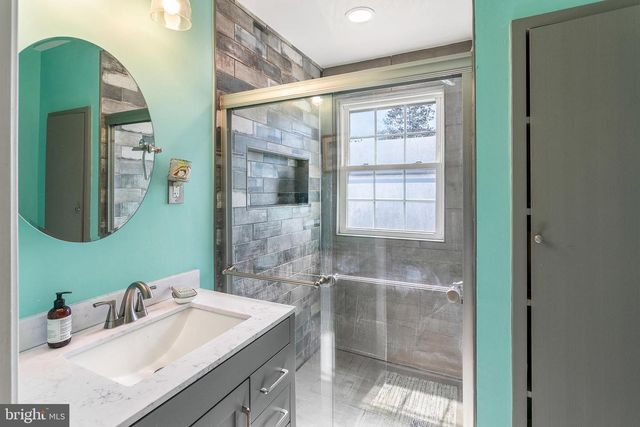 4000 10TH ST NE, Washington, DC 20017