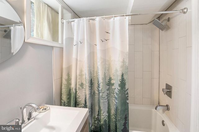 4000 10TH ST NE, Washington, DC 20017