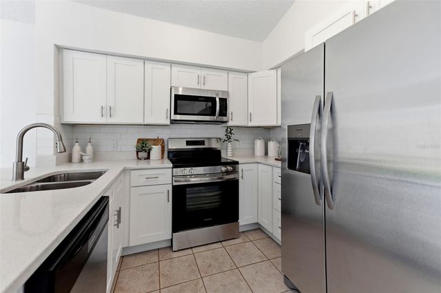 6048 SAND KEY LANE, Wesley Chapel, FL 33545