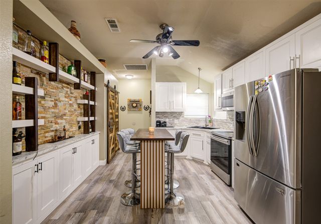 1010 Savage Drive, Denton, TX 76207
