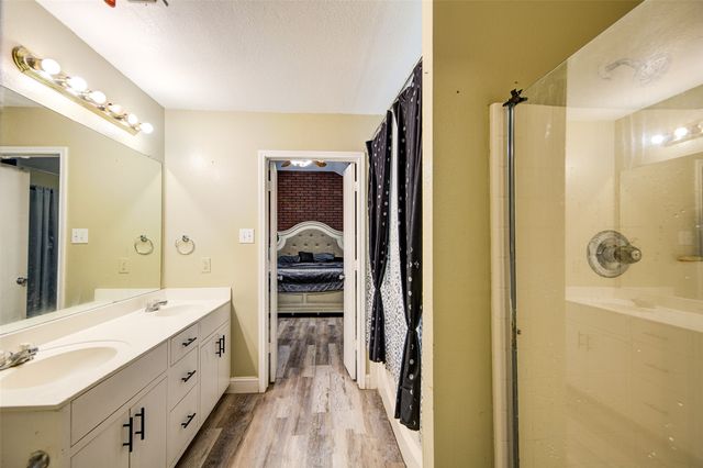 1010 Savage Drive, Denton, TX 76207