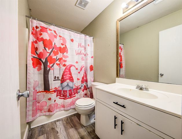 1010 Savage Drive, Denton, TX 76207