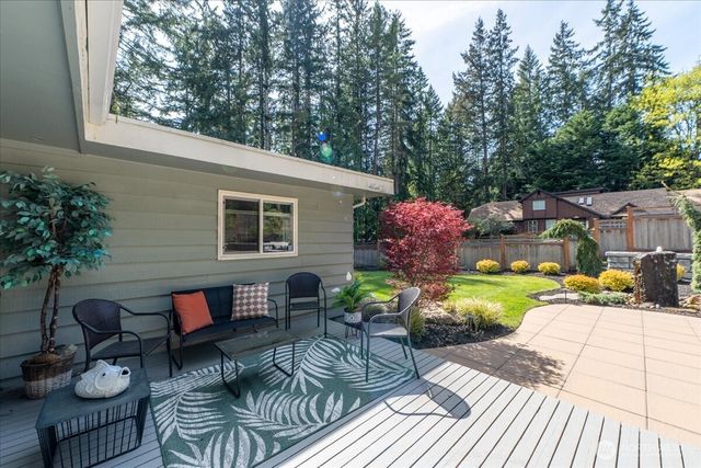 14104 59th Ave W, Edmonds, WA 98026
