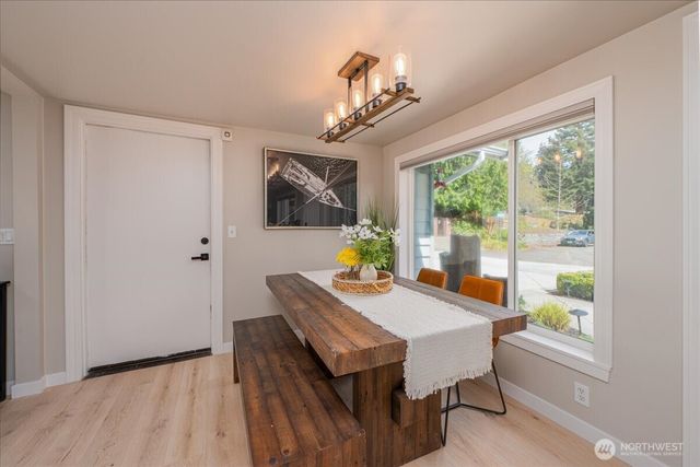 14104 59th Ave W, Edmonds, WA 98026