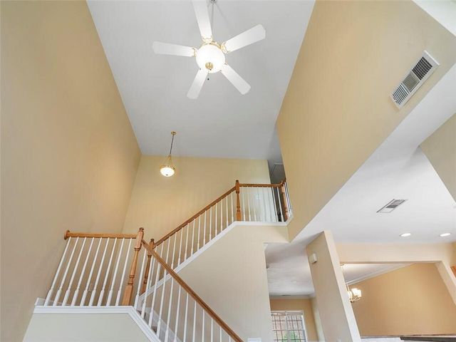 1929 Hoods Fort NW Circle 28, Kennesaw, GA 30144