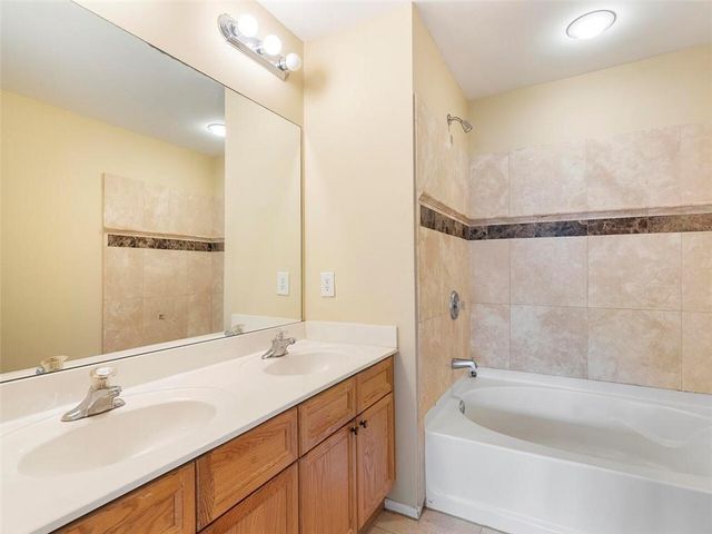 1929 Hoods Fort NW Circle 28, Kennesaw, GA 30144