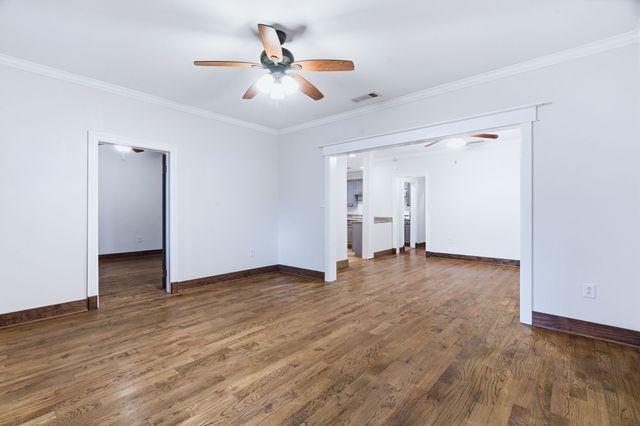 1430 Hubert Street, Dallas, TX 75206