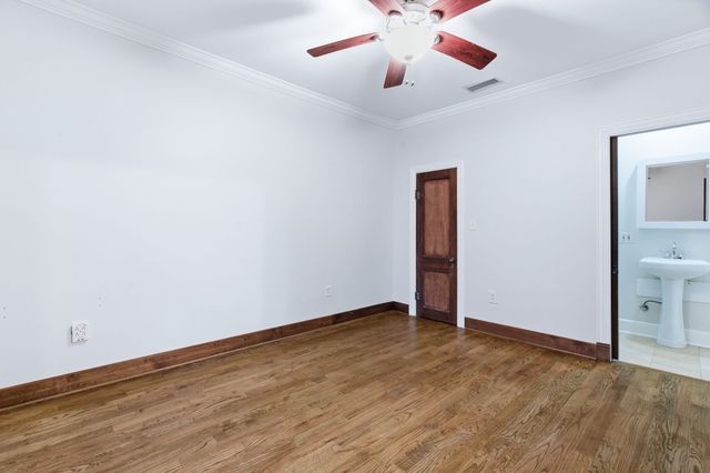 1430 Hubert Street, Dallas, TX 75206