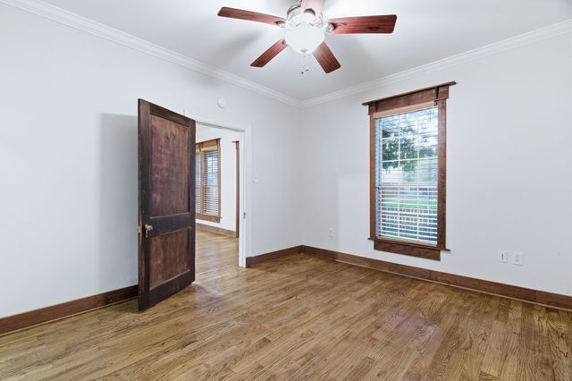 1430 Hubert Street, Dallas, TX 75206