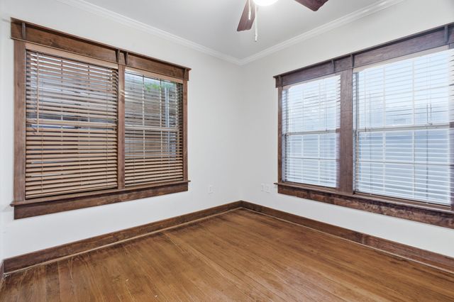 1430 Hubert Street, Dallas, TX 75206