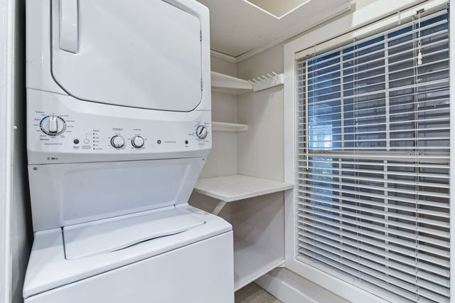 1430 Hubert Street, Dallas, TX 75206