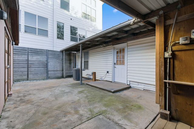 1430 Hubert Street, Dallas, TX 75206