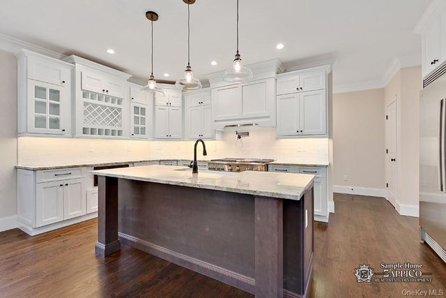 11 Gracemere, Tarrytown, NY 10591