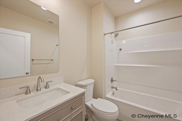 3939 DIXON DR, Cheyenne, WY 82001
