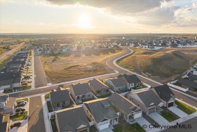 3939 DIXON DR, Cheyenne, WY 82001