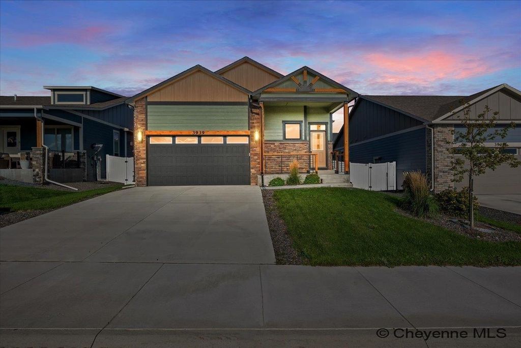 3939 DIXON DR, Cheyenne, WY 82001