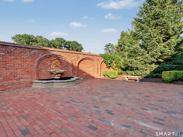 38 West Morgan Avenue, Fairfield, CT 06824