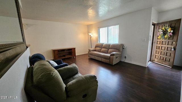 948 N CHERRY Street, Mesa, AZ 85201