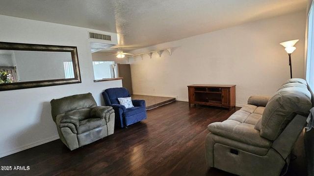 948 N CHERRY Street, Mesa, AZ 85201