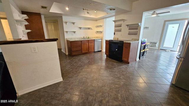 948 N CHERRY Street, Mesa, AZ 85201