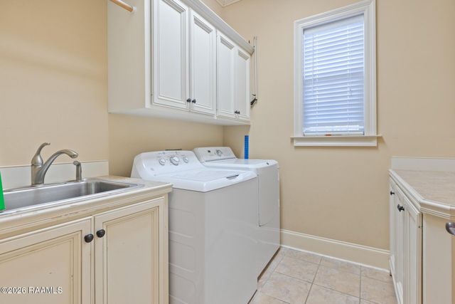 118 W Bayou Parkway, Lafayette, LA 70503
