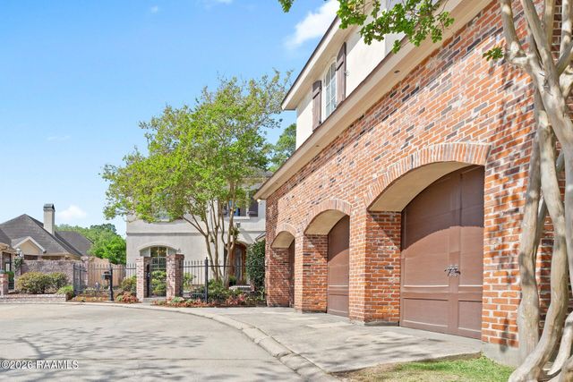 118 W Bayou Parkway, Lafayette, LA 70503