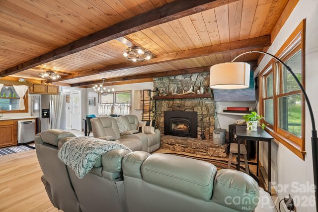 175 Village Lane, Mars Hill, NC 28754
