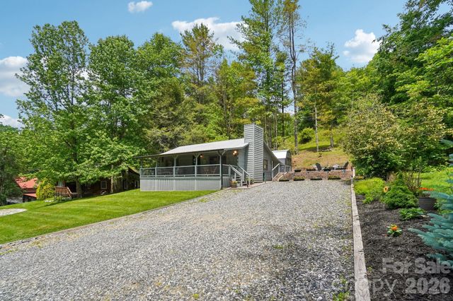 175 Village Lane, Mars Hill, NC 28754