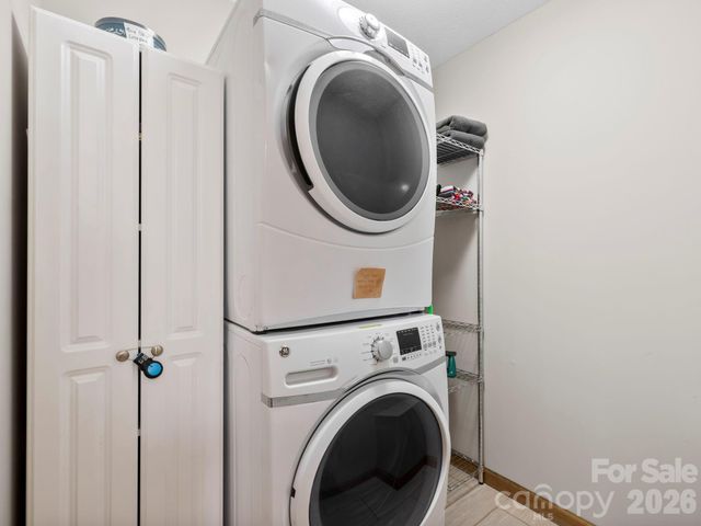 581 Hubbard Hollow Road, Rosman, NC 28772