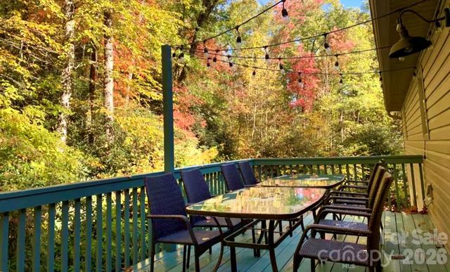 581 Hubbard Hollow Road, Rosman, NC 28772