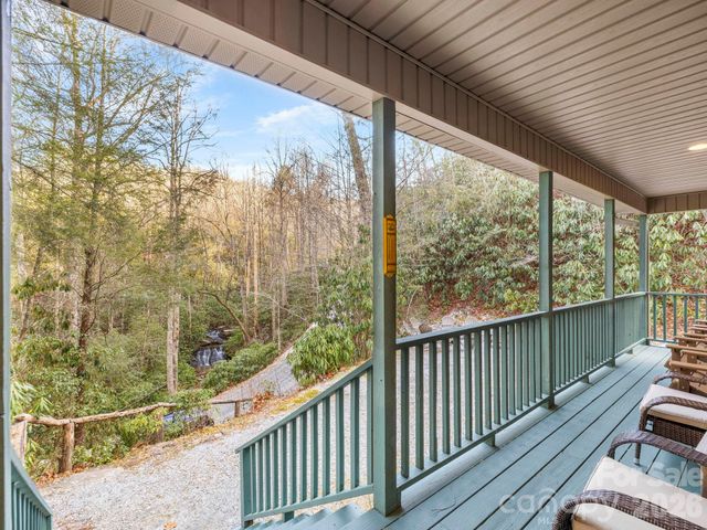 581 Hubbard Hollow Road, Rosman, NC 28772