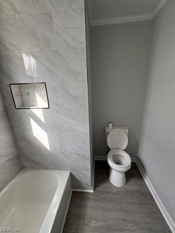 129 S 6th ST, Suffolk, VA 23434