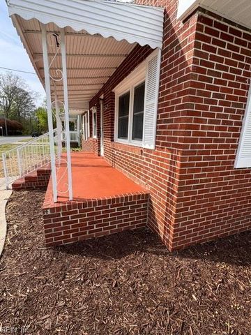 129 S 6th ST, Suffolk, VA 23434