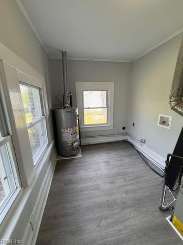 129 S 6th ST, Suffolk, VA 23434