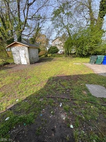 129 S 6th ST, Suffolk, VA 23434