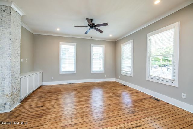307 N 16th Street, Wilmington, NC 28401