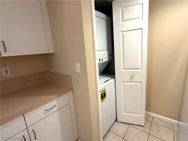 1865 Florida Club DR 6203, Naples, FL 34112