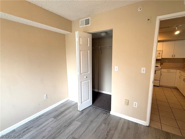 1865 Florida Club DR 6203, Naples, FL 34112