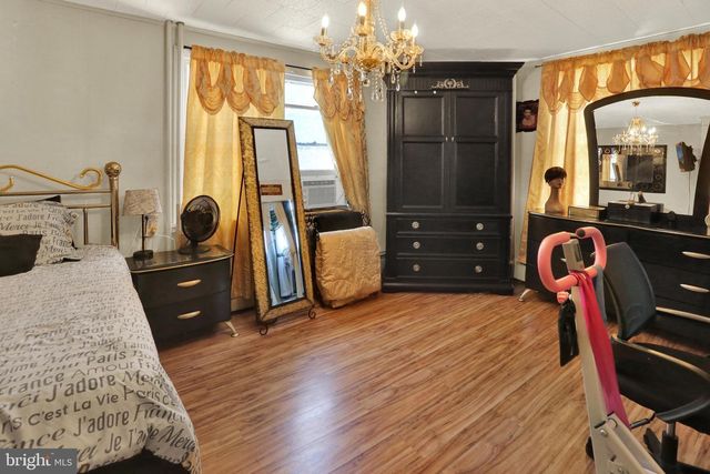 702 POPLAR ST, Lancaster, PA 17603