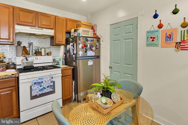 702 POPLAR ST, Lancaster, PA 17603