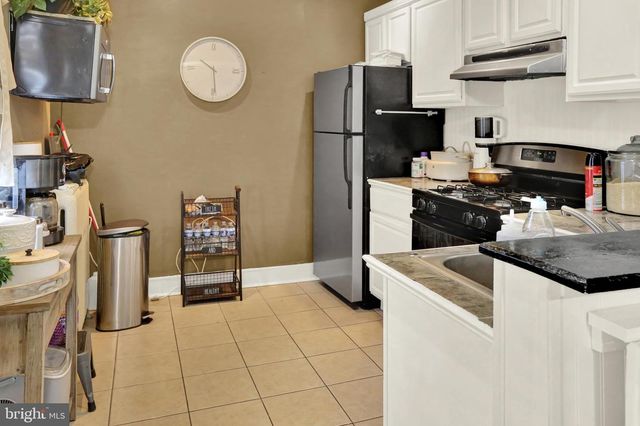 702 POPLAR ST, Lancaster, PA 17603