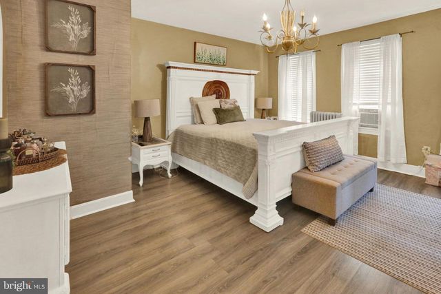 702 POPLAR ST, Lancaster, PA 17603
