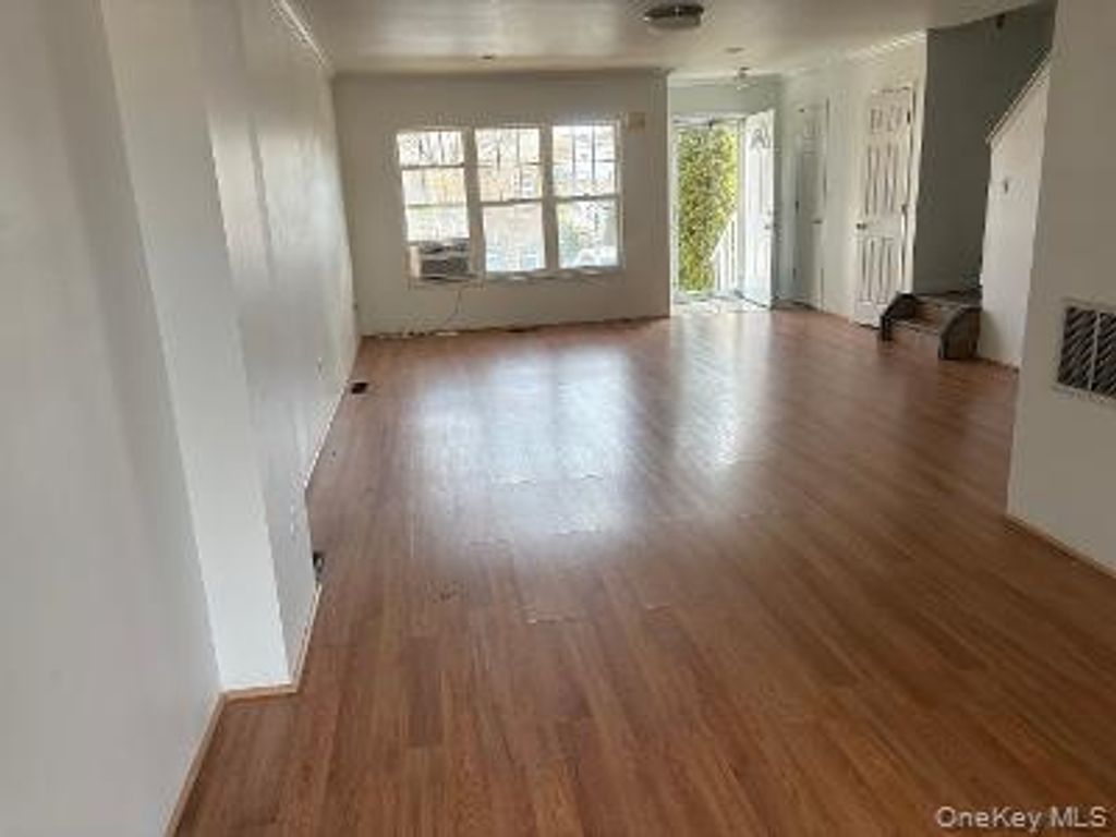 1601 Johnson Avenue 2, Elmont, NY 11003