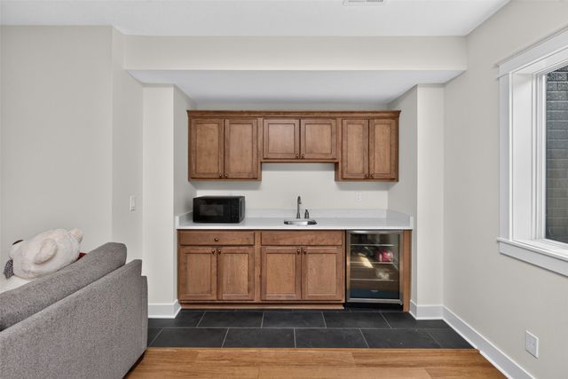 309 13th Street NW, Bondurant, IA 50035